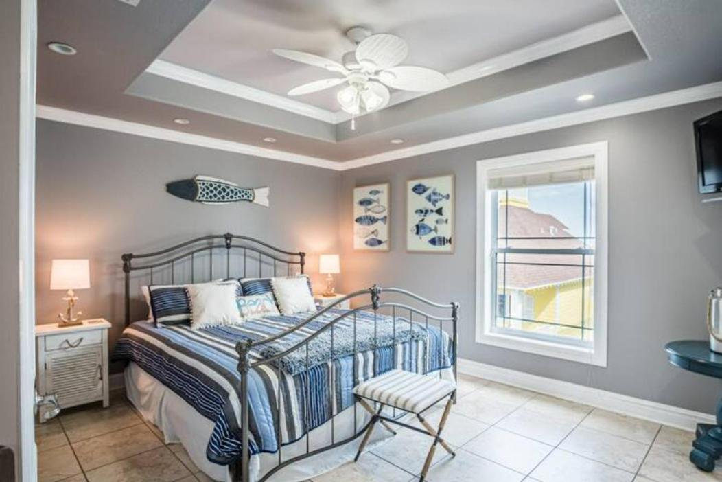 7 Bedroom Home Steps To The Beach With 4 Patios And Pool! Sleeps 20 Port Aransas Exterior foto