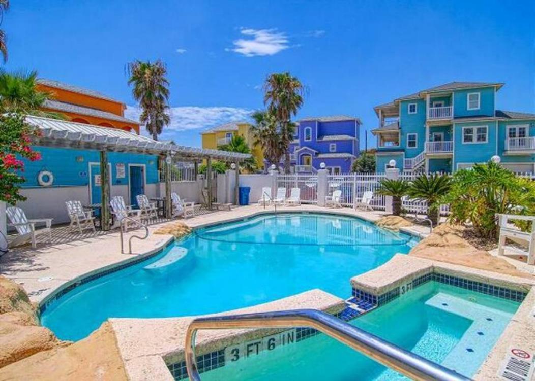 7 Bedroom Home Steps To The Beach With 4 Patios And Pool! Sleeps 20 Port Aransas Exterior foto