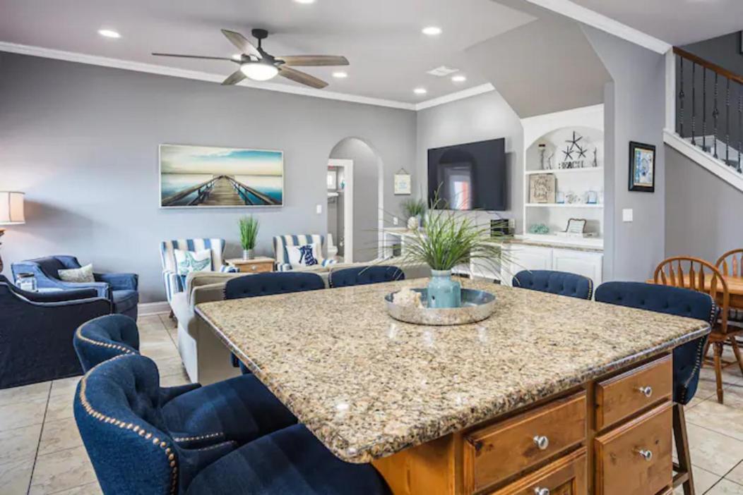 7 Bedroom Home Steps To The Beach With 4 Patios And Pool! Sleeps 20 Port Aransas Exterior foto